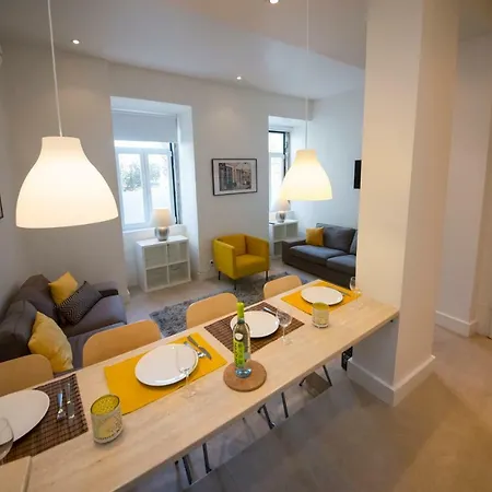 Kingshouse Lapa, Boutique Apt 2 Bedroom, A/c, Patio Appartement