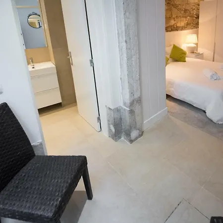 Kingshouse Lapa, Boutique Apt 2 Bedroom, A/c, Patio Appartement Lissabon