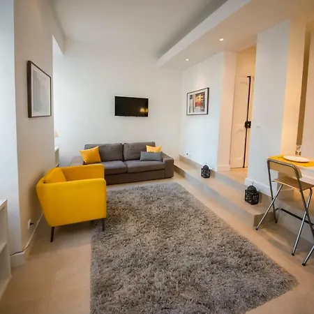 Kingshouse Lapa, Boutique Apt 2 Bedroom, A/c, Patio Appartement Lissabon