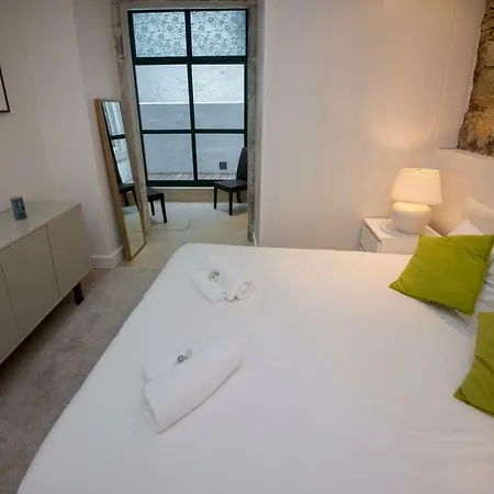 Kingshouse Lapa, Boutique Apt 2 Bedroom, A/c, Patio Appartement