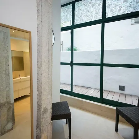 Kingshouse Lapa, Boutique Apt 2 Bedroom, A/c, Patio * Lissabon