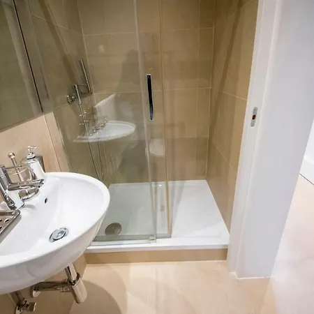 아파트 Kingshouse Lapa, Boutique Apt 2 Bedroom, A/c, Patio