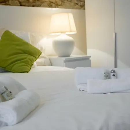 Kingshouse Lapa, Boutique Apt 2 Bedroom, A/c, Patio 아파트
