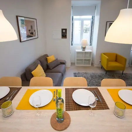 아파트 Kingshouse Lapa, Boutique Apt 2 Bedroom, A/c, Patio 리스본