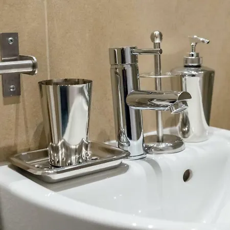 Kingshouse Lapa, Boutique Apt 2 Bedroom, A/c, Patio 아파트 리스본