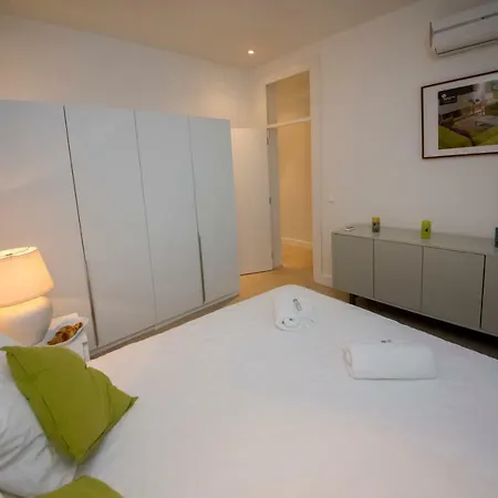 Kingshouse Lapa, Boutique Apt 2 Bedroom, A/c, Patio 아파트 *